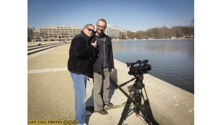 Il regista Enrico Cerasuolo con l’operatore video Duane Empey